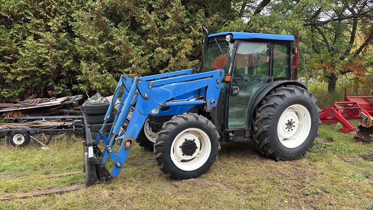 004 - Tracteur New Holland